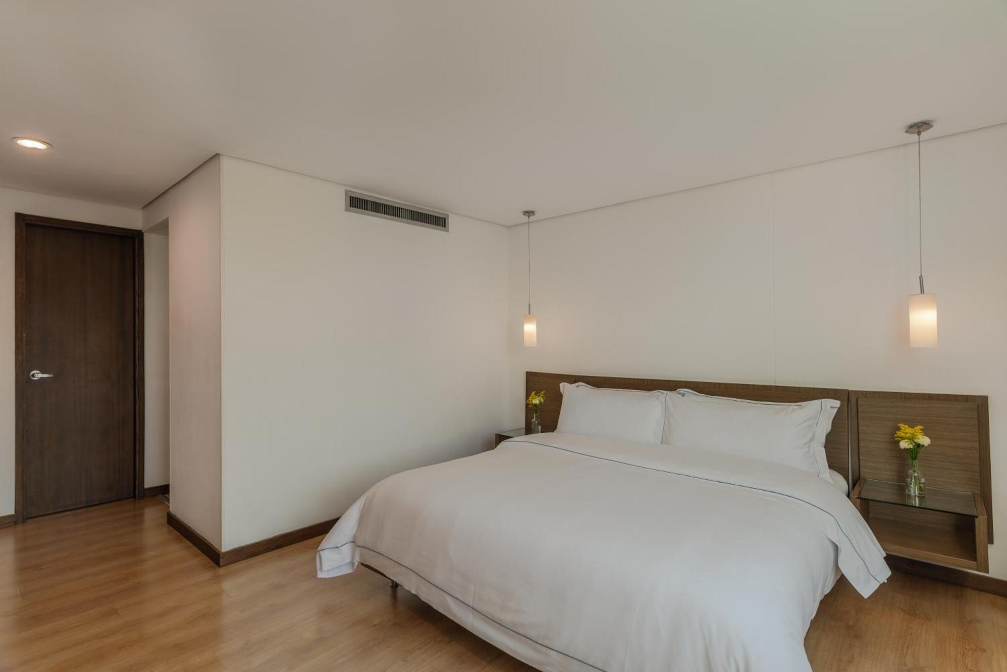 Apartamentos Poblado Alejandría by HOUSY HOST Medellín Exterior foto