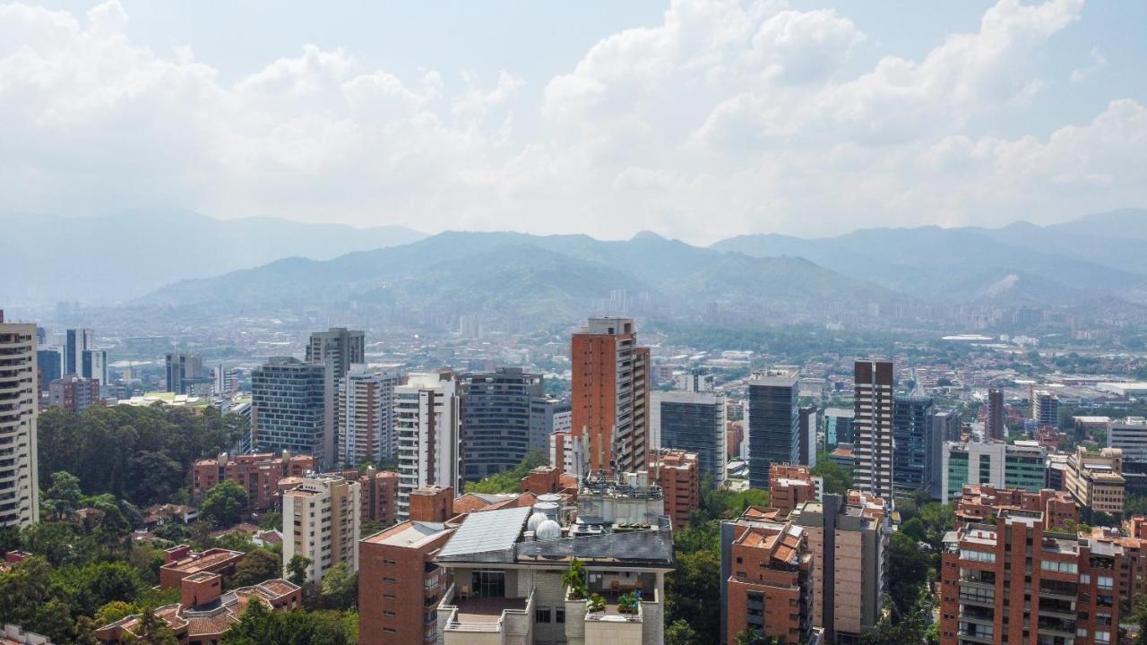 Apartamentos Poblado Alejandría by HOUSY HOST Medellín Exterior foto