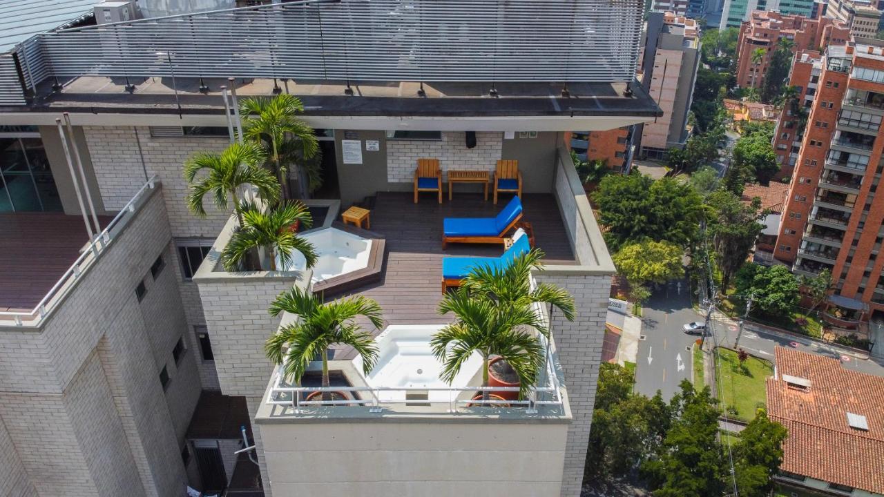 Apartamentos Poblado Alejandría by HOUSY HOST Medellín Exterior foto